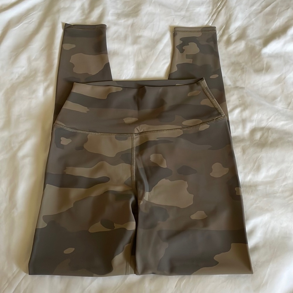 ALO LEGGINGS
